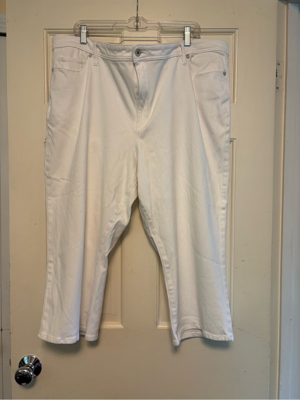 Coldwater Creek White Natural Fit Capri Jeans